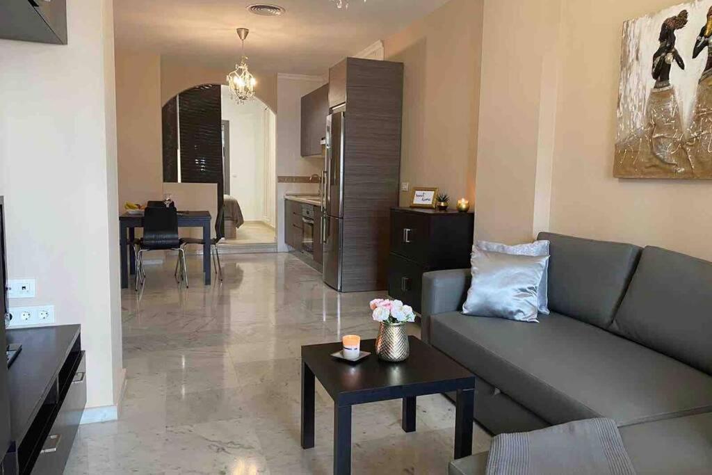 Appartement In 1st Line *